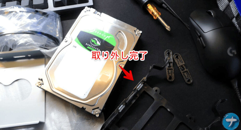 「ロジテック HDD ケース 3.5インチ（LHR-EKWU3BK）」に内部HDDを挿しこむ手順画像3