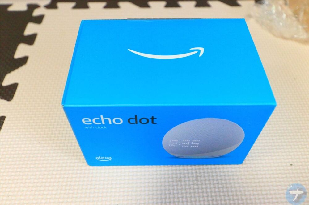 「Echo Dot with clock (第5世代) 」の外箱写真