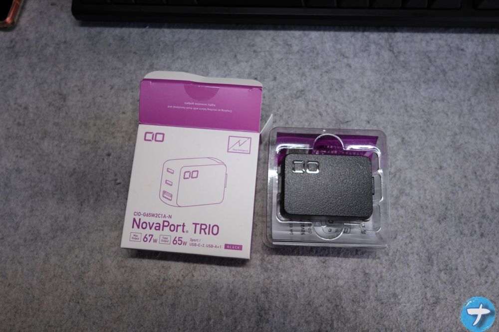 「CIO NovaPort TRIO 65W GaN充電器」の写真1