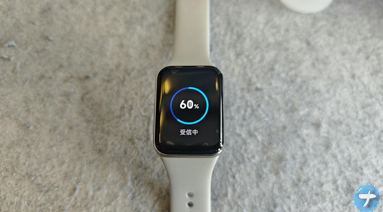 「Xiaomi Smart Band」デバイスをアップデートしている画像