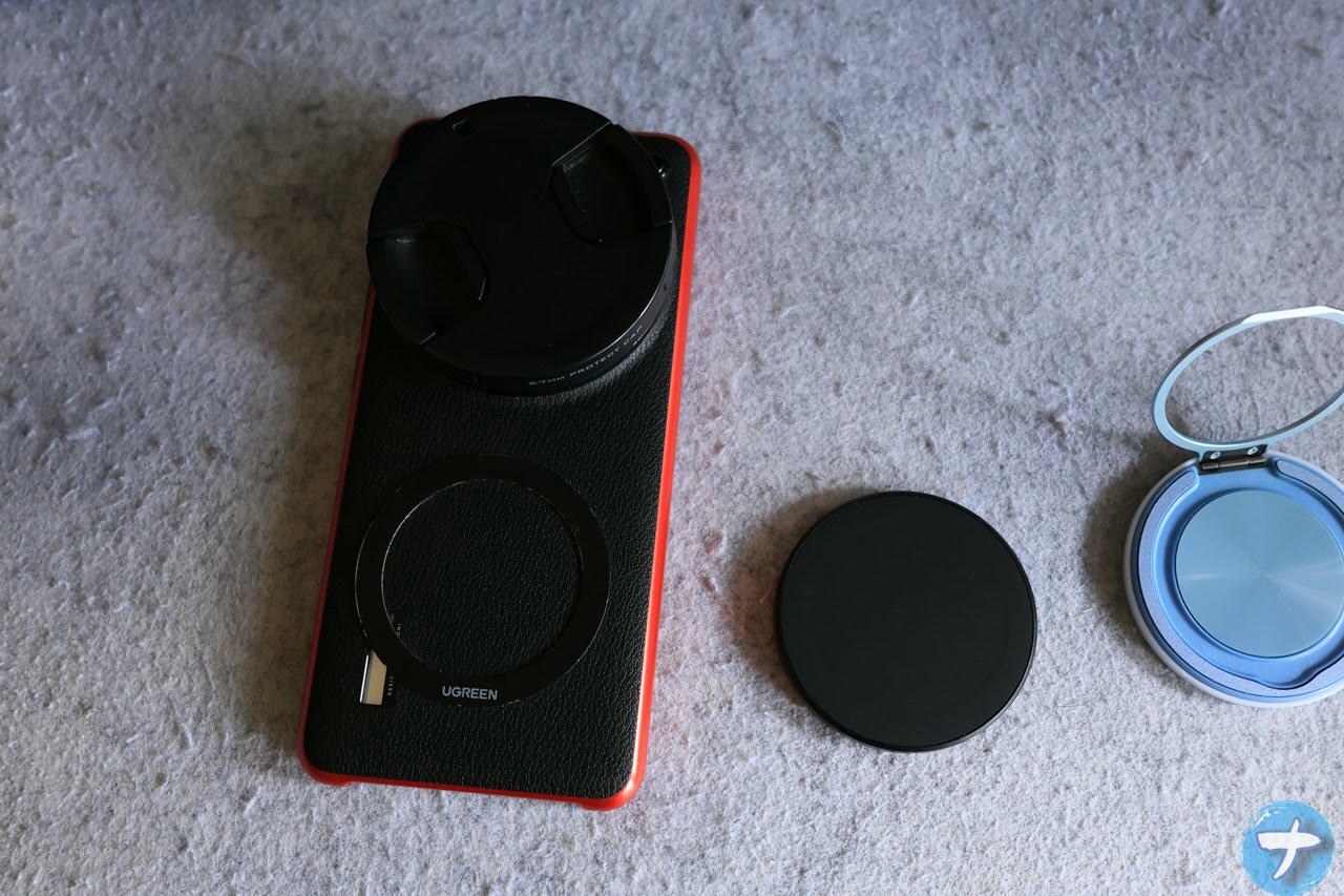 「MagSafe対応360度回転リングスタンド」を「Xiaomi 15 Ultra」に取り付ける手順写真